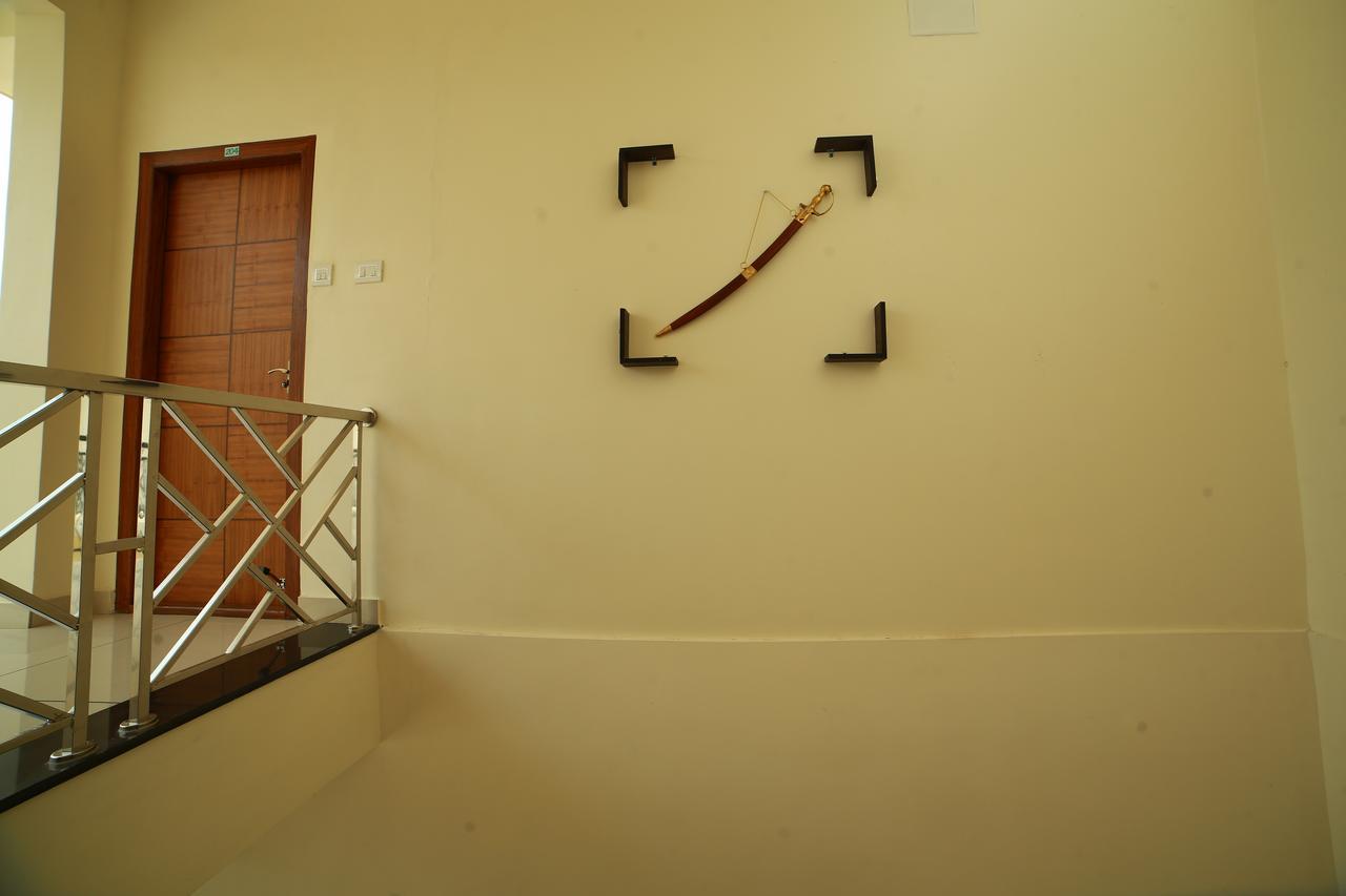 Paddyfield Inn Манантавади Екстериор снимка